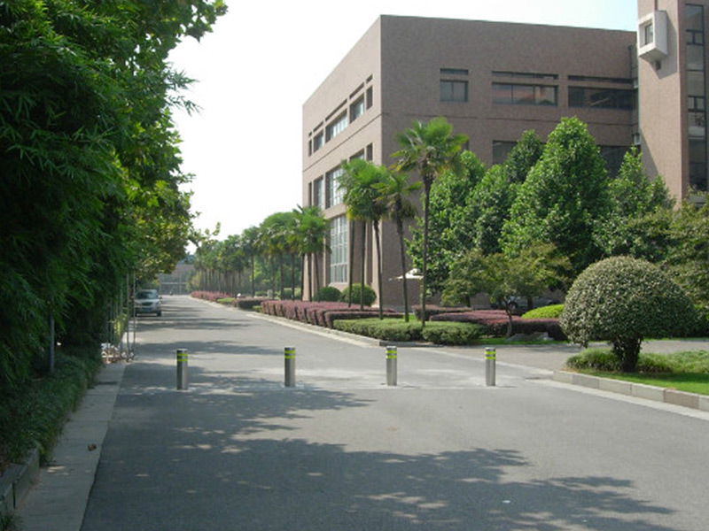 園（yuán）區升降（jiàng）柱